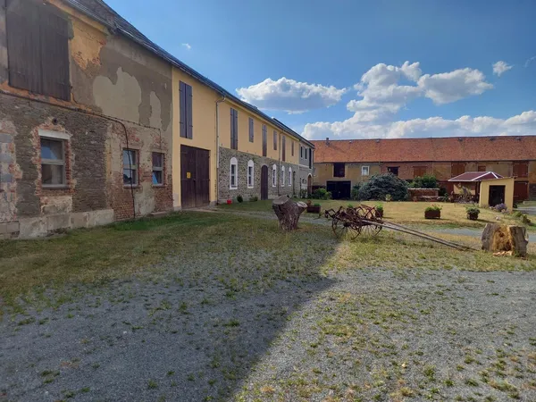 Innenhof linke Seite