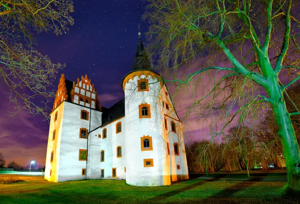 Schloss bei Nacht